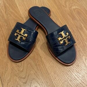 Tory Burch EVERLY slide 7.5 navy blue croco emboss leather.